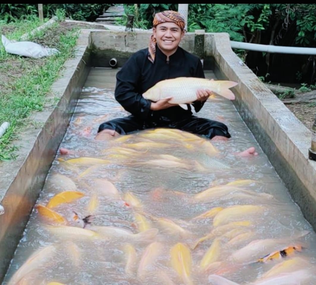 Siapkan Jadi Desa Wisata, Desa Bandung Andalkan Ikan Mas Sinyonya 