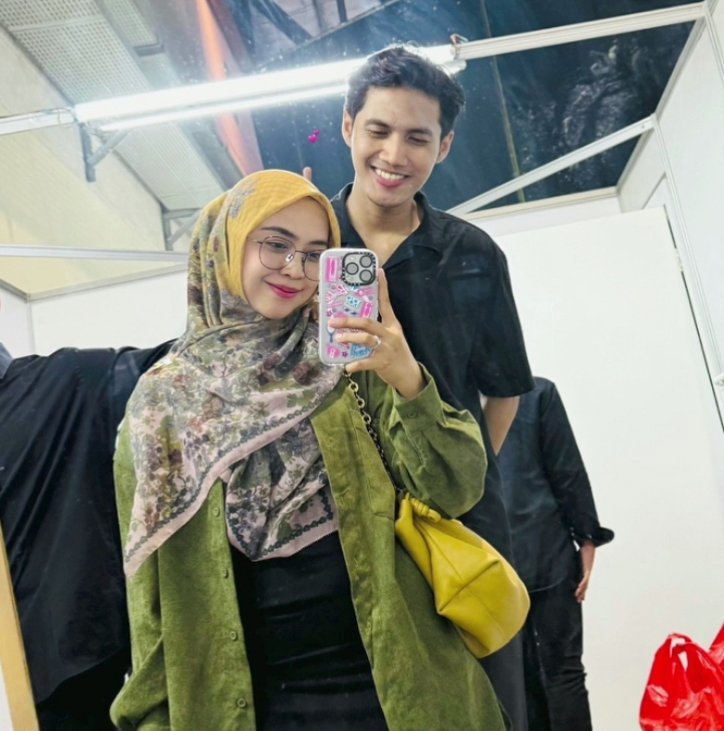 ‎Ria Ricis Ungkap Awal Kedekatannya dengan Evan WMD, Masih Penjajakan