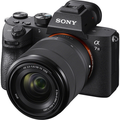 Lensa Sony SEL 2870, Keseimbangan antara Kecanggihan dan Kinerja Full Frame