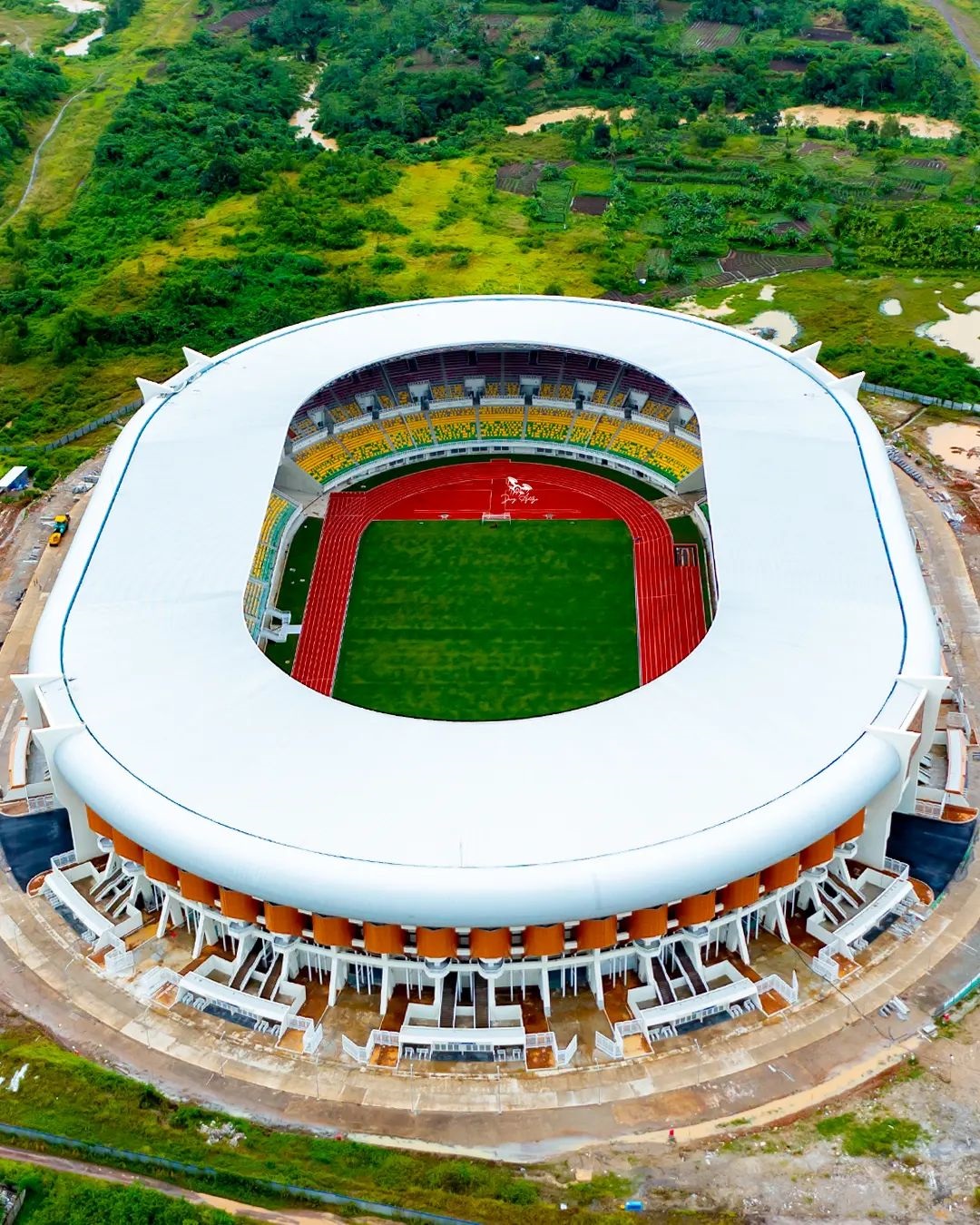 Wow, Biaya Pemeliharaan Banten International Stadium Per Bulan Bisa Dapet 60 iPhone 15 Series