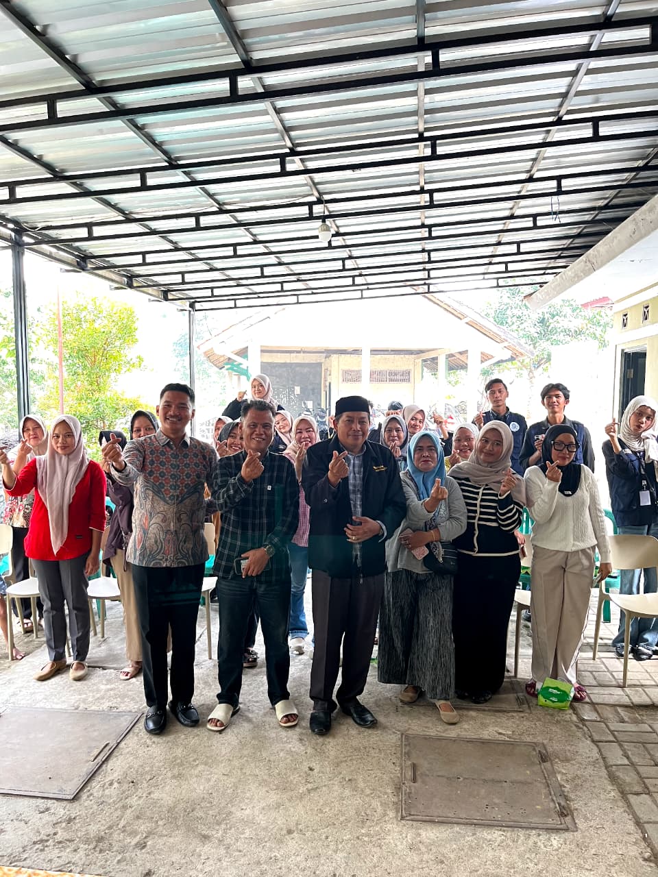 Tingkatkan Kesadaran Masyarakat, Mahasiswa Kukerta UIN SMH Banten Kelompok 50 Gelar Seminar Edukasi Hukum
