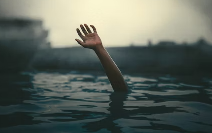 Tunggu Keluarga, Jenazah Mahasiswa KKN-PPM UGM Korban Kapal Tenggelam Siap Dipulangkan