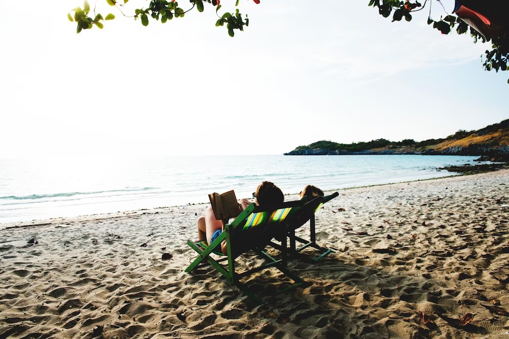 Nikmati Liburan di Pantai dengan Melakukan 5 Cara Simpel Ini Aagar Lebih Enjoy