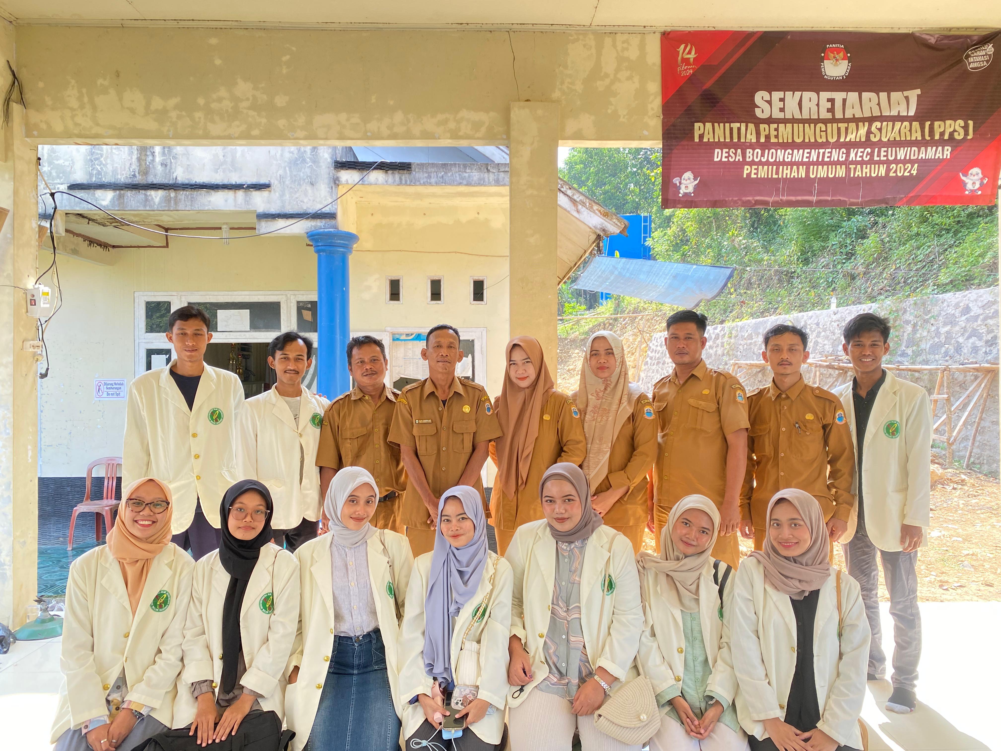 Mahasiswa KKN UIN Banten Kelompok 66 Adakan Seminar  7 Program Kerja di Kantor Kepala Desa BojongMenteng,Lebak