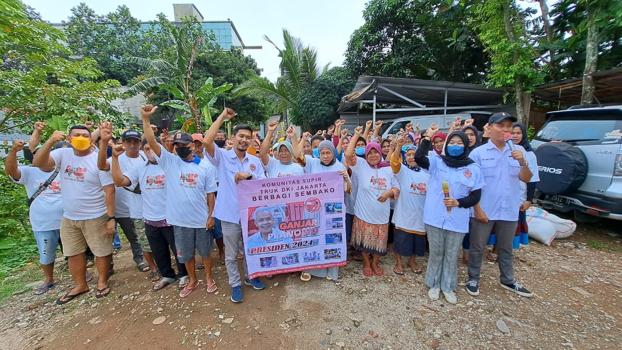 Dinilai Punya Karakter Pemimpin, Ganjar Didukung Komunitas Sopir Truk Jadi Presiden di Banten