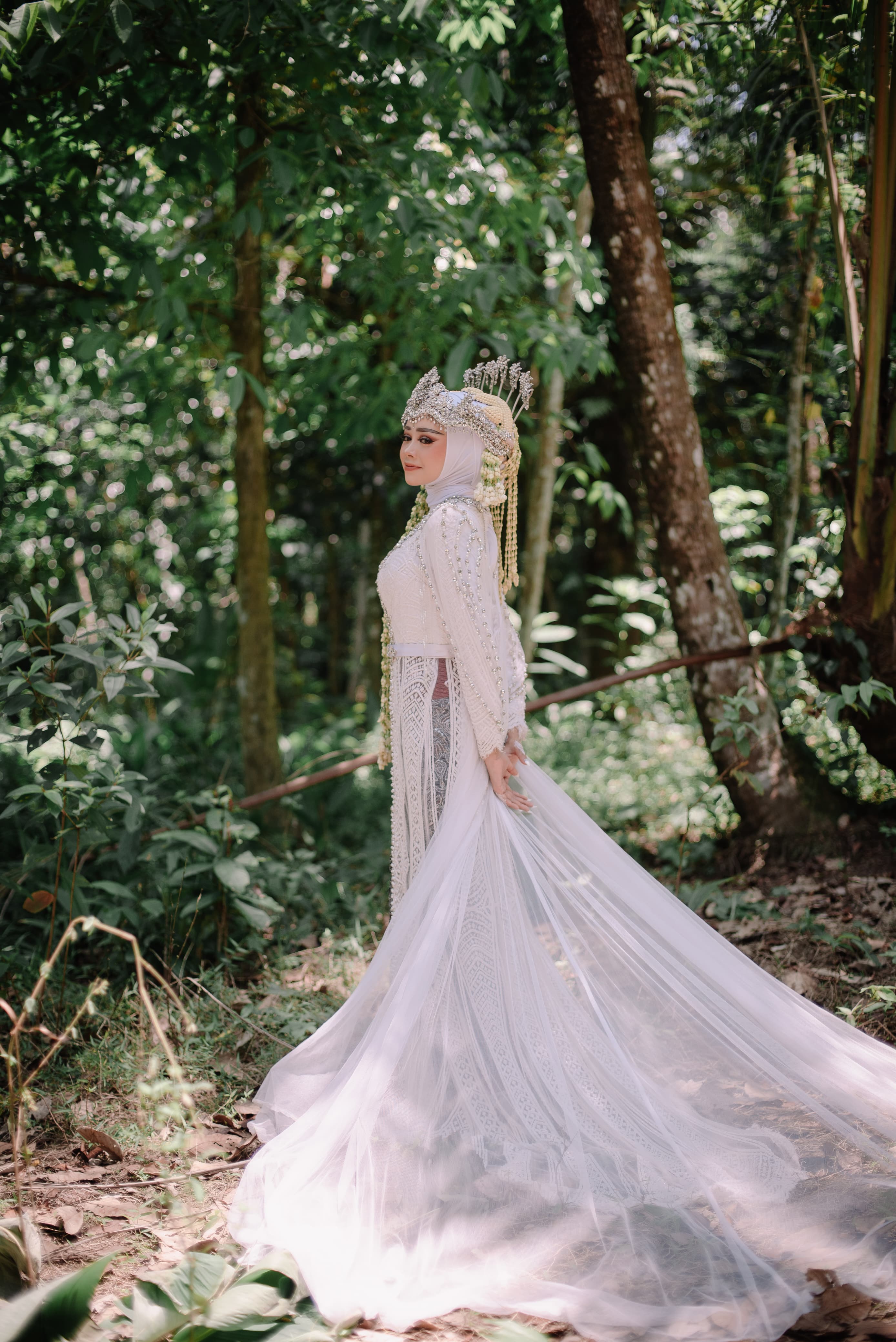 Siger Sunda, Mahkota Tradisional Pernikahan Adat Sunda