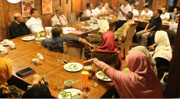 Ramadan Tiba! Warganet Bersiap Bukber, Ini Makna 'Bukber' yang Perlu Diketahui