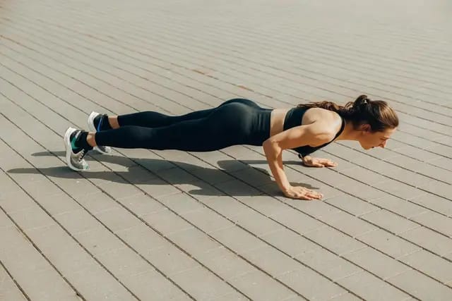 7 Fakta Core Stability yang Penting Untuk Atlet Pemula Versi IDN Times