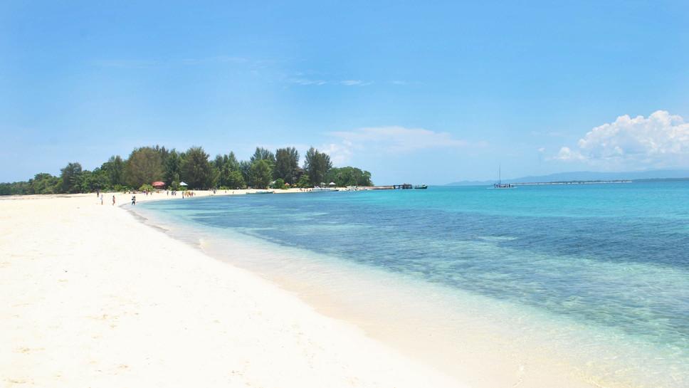 Tanjung Lesung, Surga Pantai Tropis yang Menawan di Ujung Barat Jawa