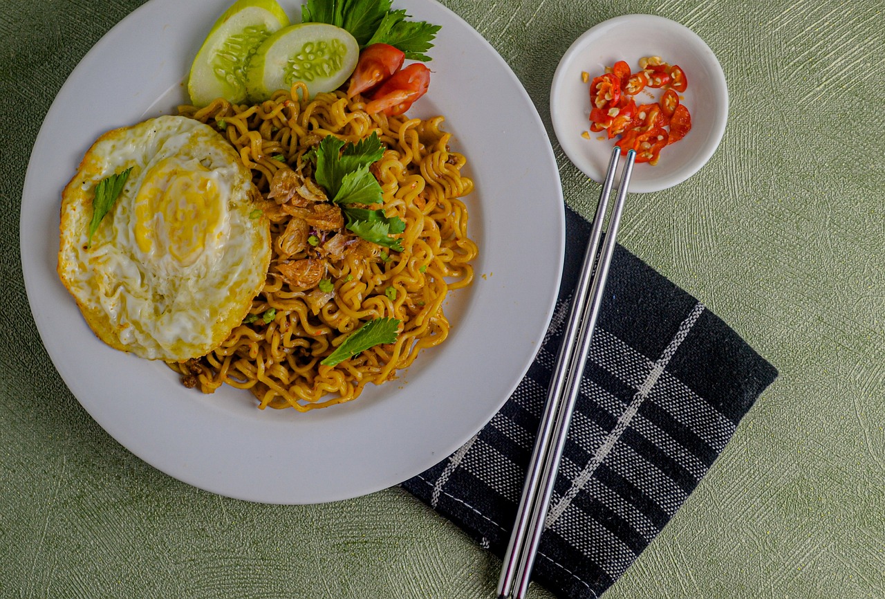 Ingin Makan Indomie dengan Cara yang Berbeda? Yuk Ikuti Resep Life Hacks Ini