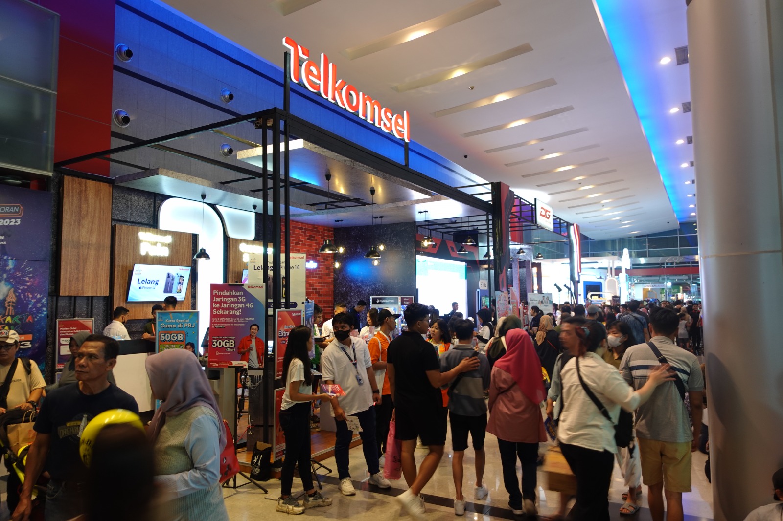  Ke Jakarta Fair Kemayoran, Jangan Lupa Mampir ke  Booth Telkomsel