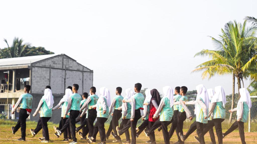 Intensitas Latihan Pengibaran Bendera Oleh Tim Paskibra Kecamatan Cikande Untuk Menyambut HUT RI Ke-78