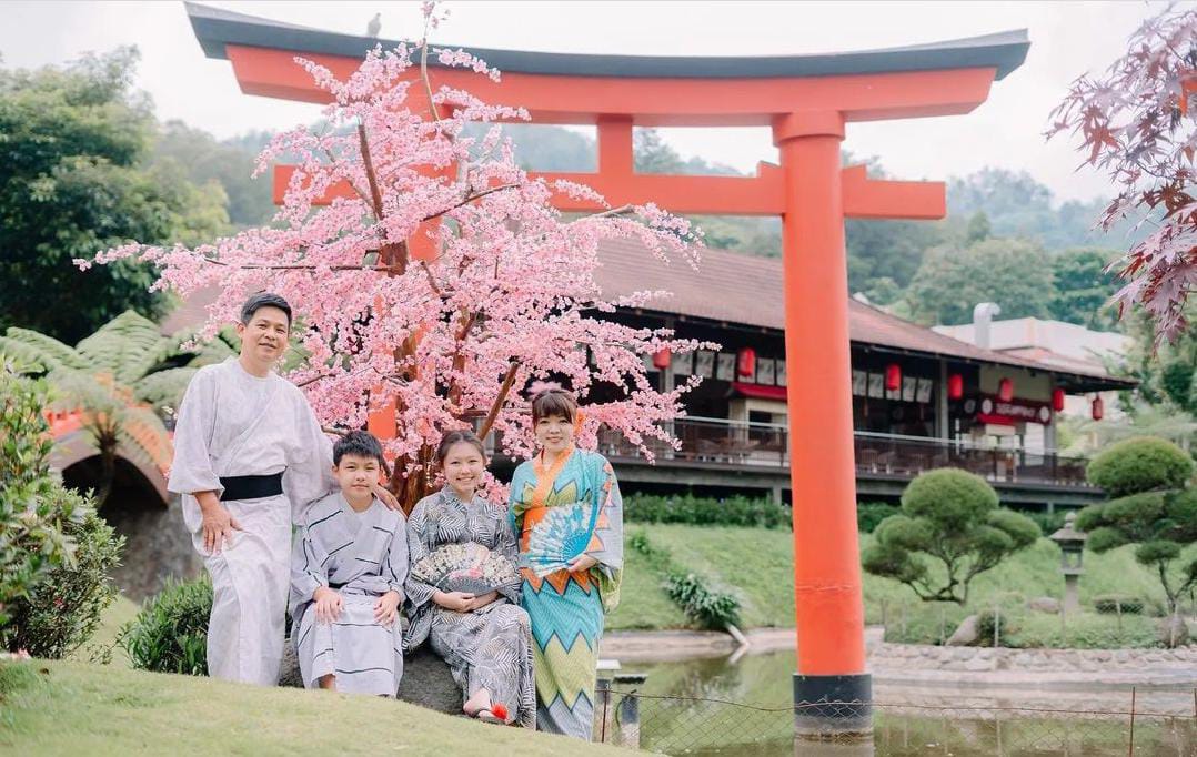  Tak Perlu ke Jepang, Ini Tempat Liburan dengan Nuansa Negeri Sakura yang Dekat Malang