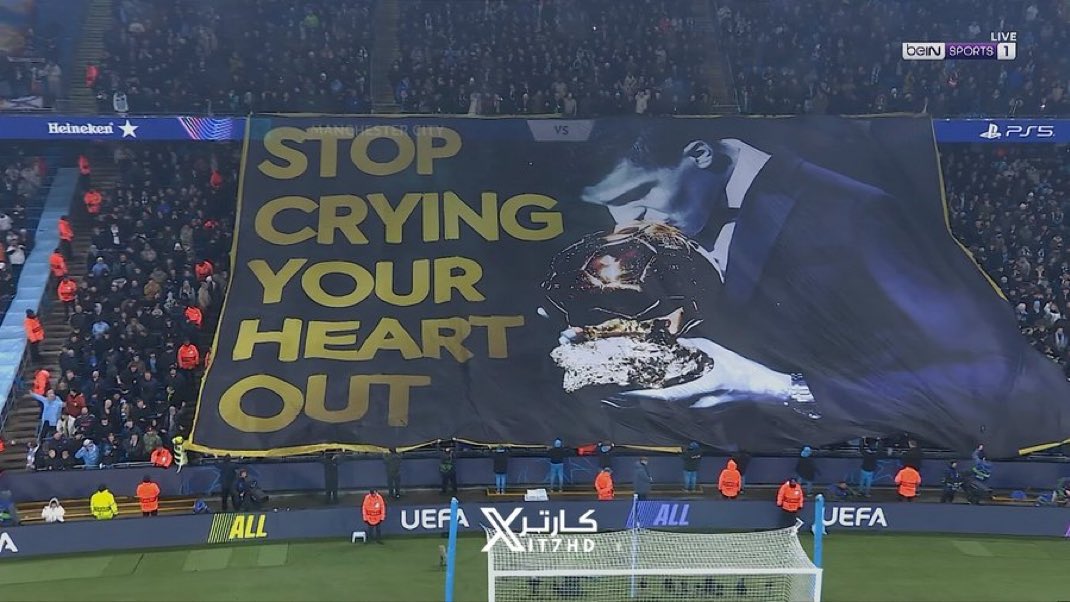 Kontroversi Spanduk Provokasi dari Fans Manchester City yang Ditujukan Pada Vinicius Junior