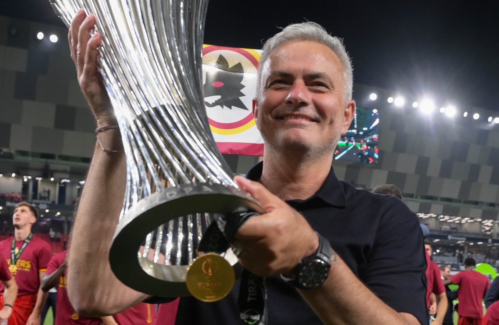 Resmi, Mourinho Dipecat AS Roma Diganti Akamsi