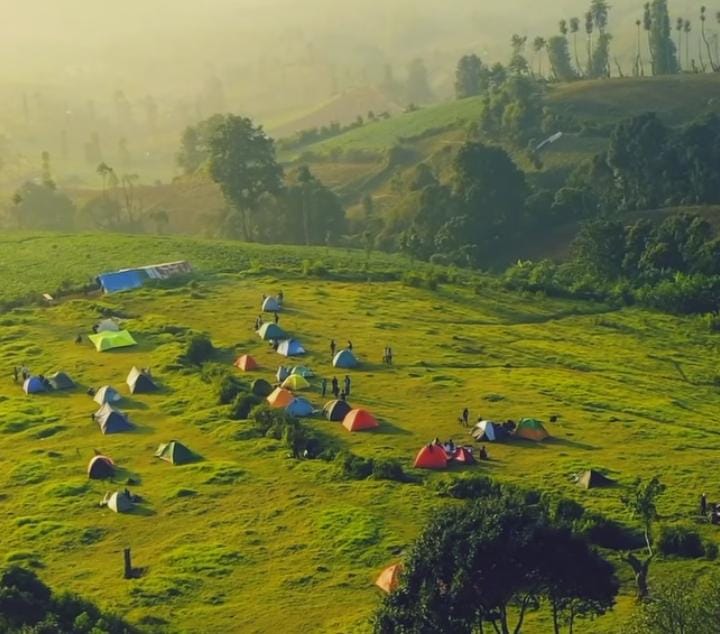 Mau Camping di Akhir Tahun Bareng Bestie? Di Buffalo Hill Aja, Cocok 