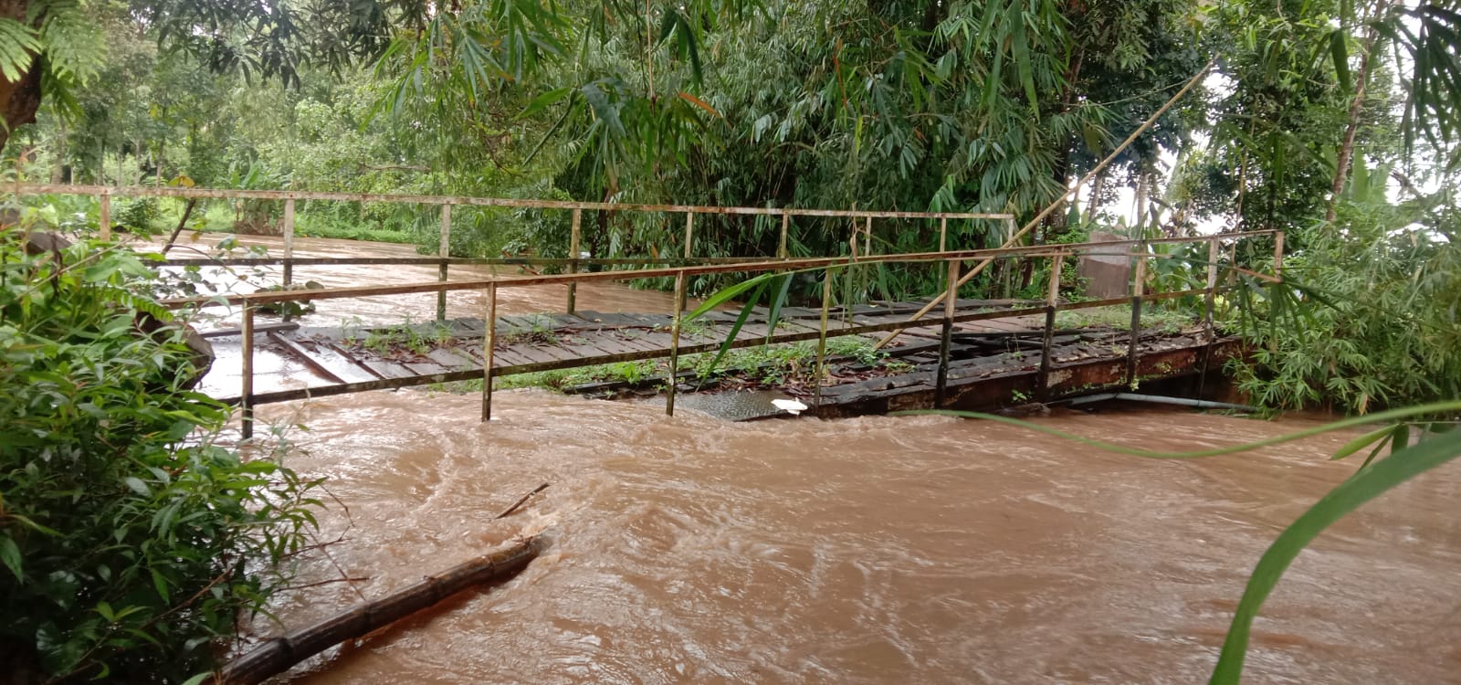 Jembatan Langensari di Pandeglang Ambruk, Pemdes Minta Pemkab Bangun Permanen 