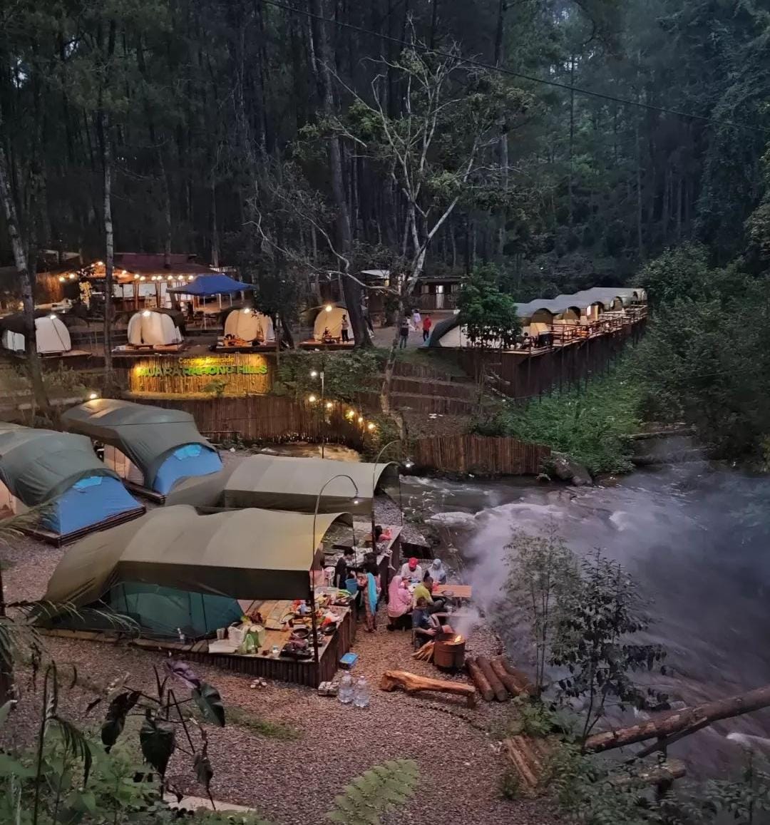 Glamping di Tepi Sungai Pangalengan yang Asri, Cocok untuk Healing 