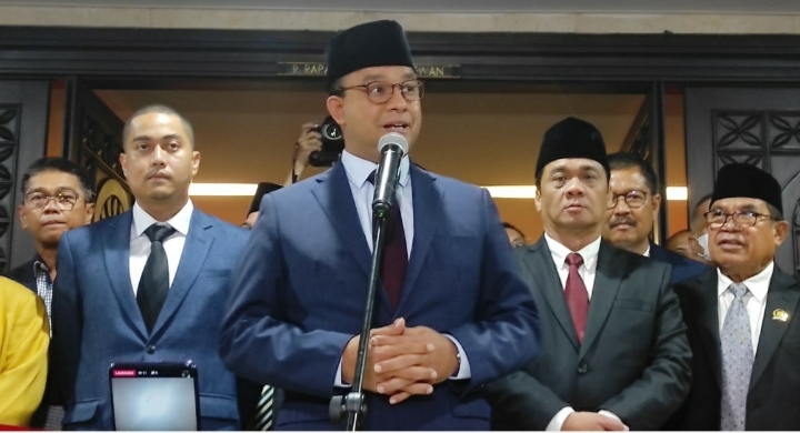 Diparipurnakan DPRD DKI, Jabatan Anies-Riza Habis 16 Oktober 2022