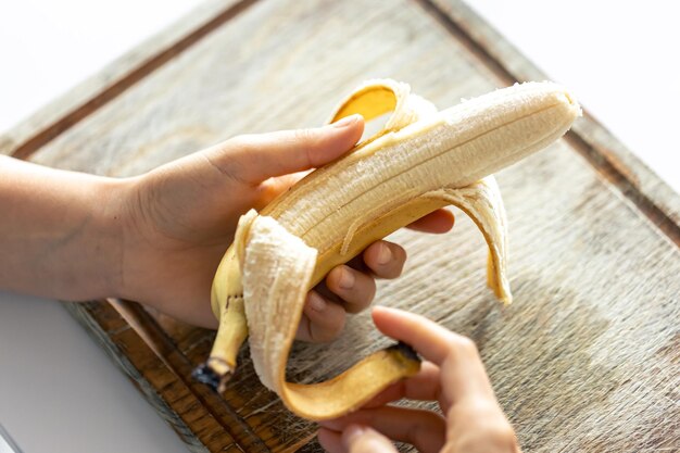 Manfaat Kulit Pisang untuk Kesehatan Kulit, Fakta Ini Jarang Diketahui Banyak Orang: Simak Langkah-langkahnya