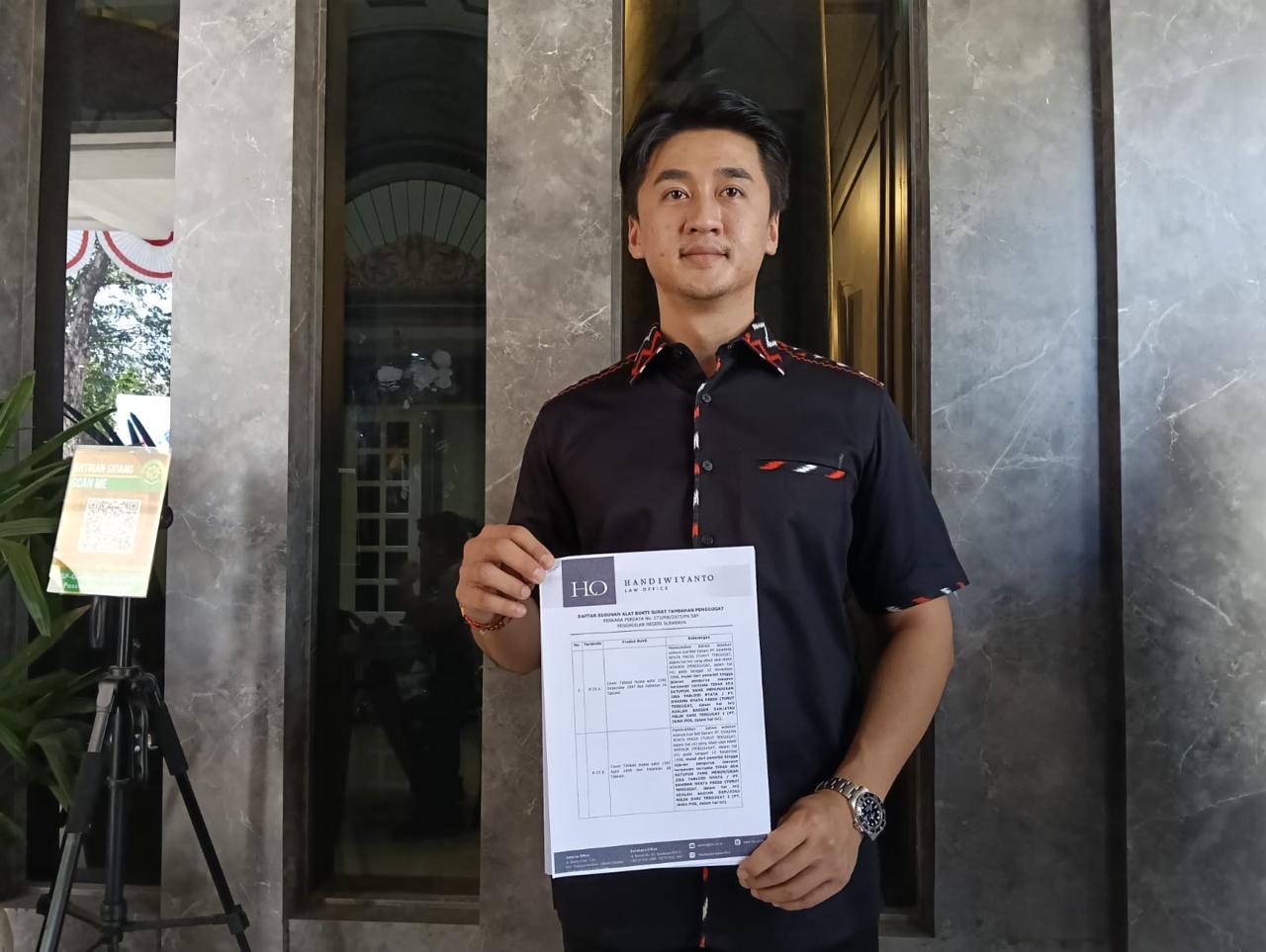 Nany Widjaja dan Dahlan Iskan Serahkan Bukti Tambahan