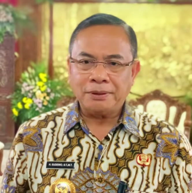 ‎Rangkuman Demo Pati dan Pemakzulan Bupati Sudewo