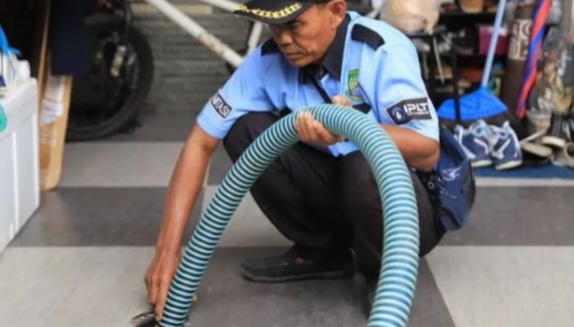 Pemkot Tangerang Berikan Layanan Sedot Kakus Gratis dalam Rangka HUT ke-80 RI