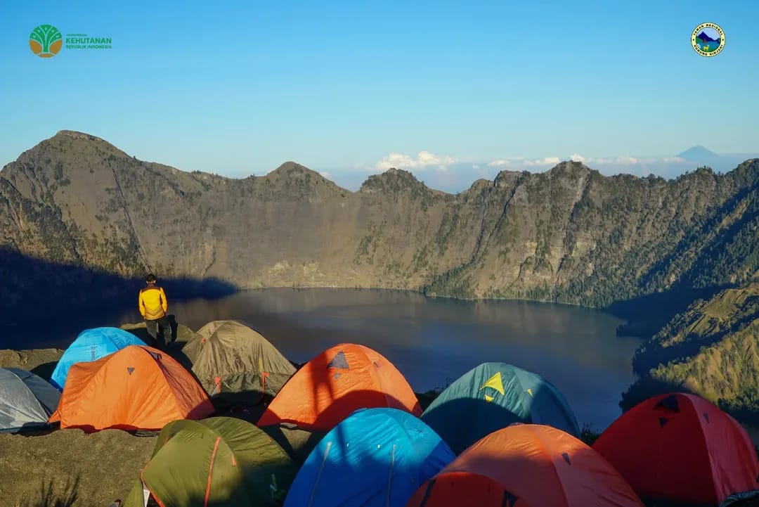 1 November Tiket Masuk Gunung Rinjani Naik