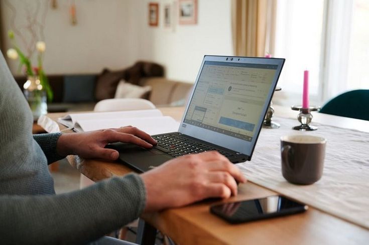 WFH Setiap Jumat? Ini Tips Sehat Agar ASN Tetap Produktif dan Bebas Nyeri!