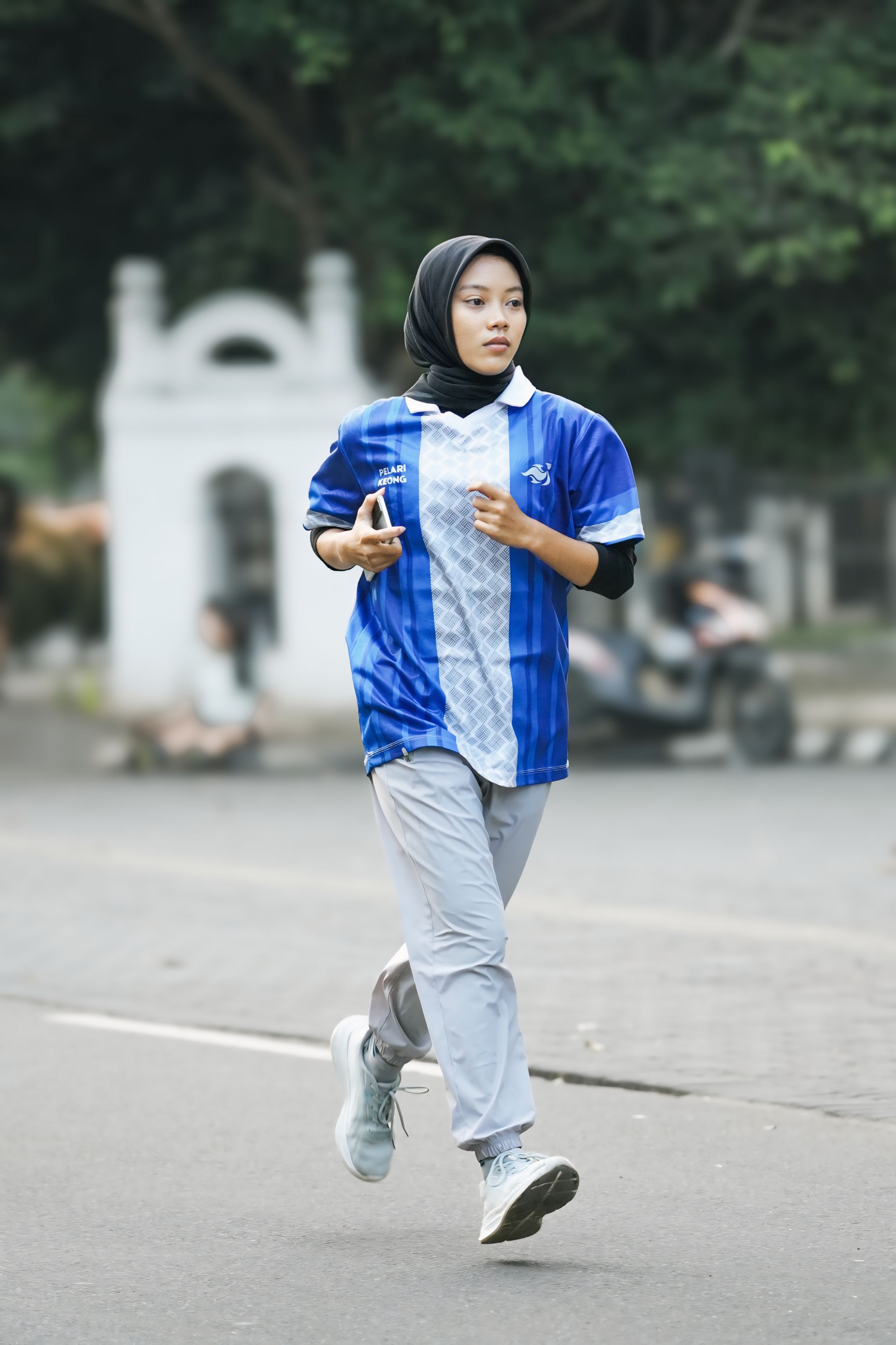 Running Jadi Gaya Hidup Sehat ala Mahasiswi UIN SMH Banten di Hari Kesehatan Nasional