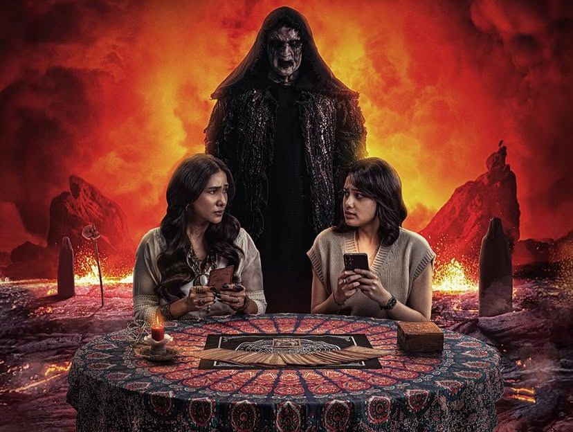 Mama: Pesan dari Neraka, Ketika Tarot dan Pesan Singkat Membawa Teror