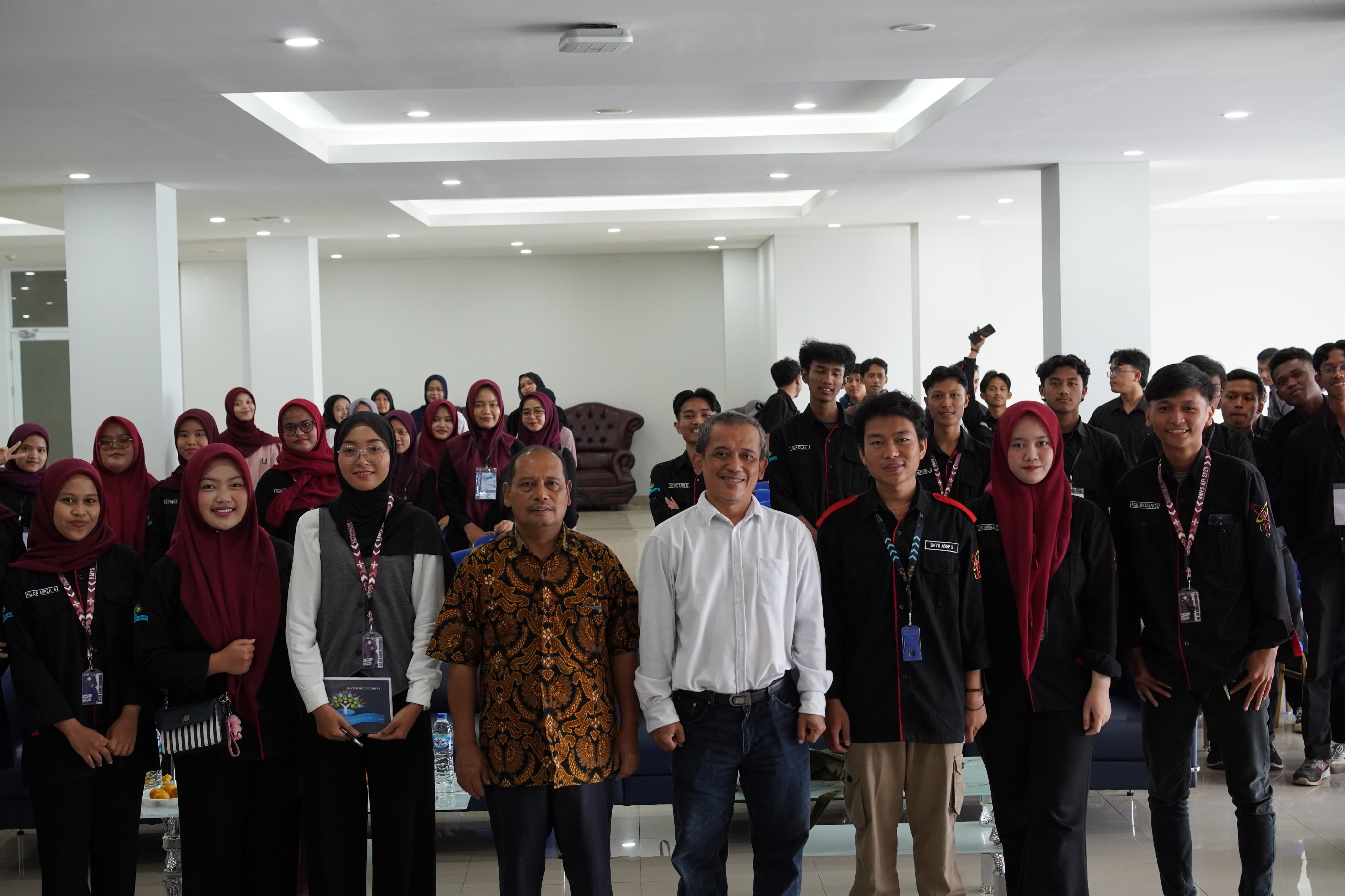 Mahasiswa Filsafat UIN Banten, Hadirkan Semarak Festival Membahas Pemikiran Filsafat Bertemu dengan Teknologi 