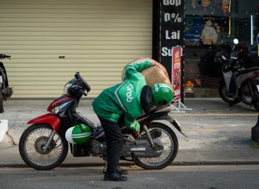 Mantap! Netizen Asing Ramai Dukung Ojol Indonesia di Tengah Demo