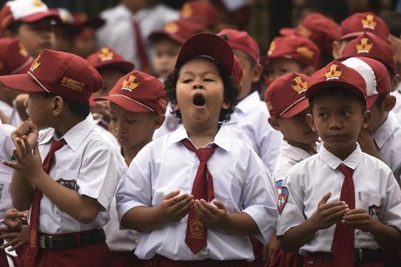 Jadi Ini Alasan Kenapa Harus Pakai Seragam Sekolah, Ada Sejarahnya Ternyata