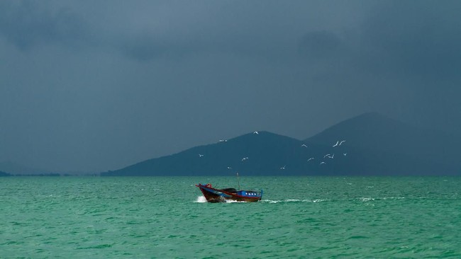 Dihantam Arus Kencang, Dua Kapal Wisata Tabrakan di Selat Padar Labuan Bajo