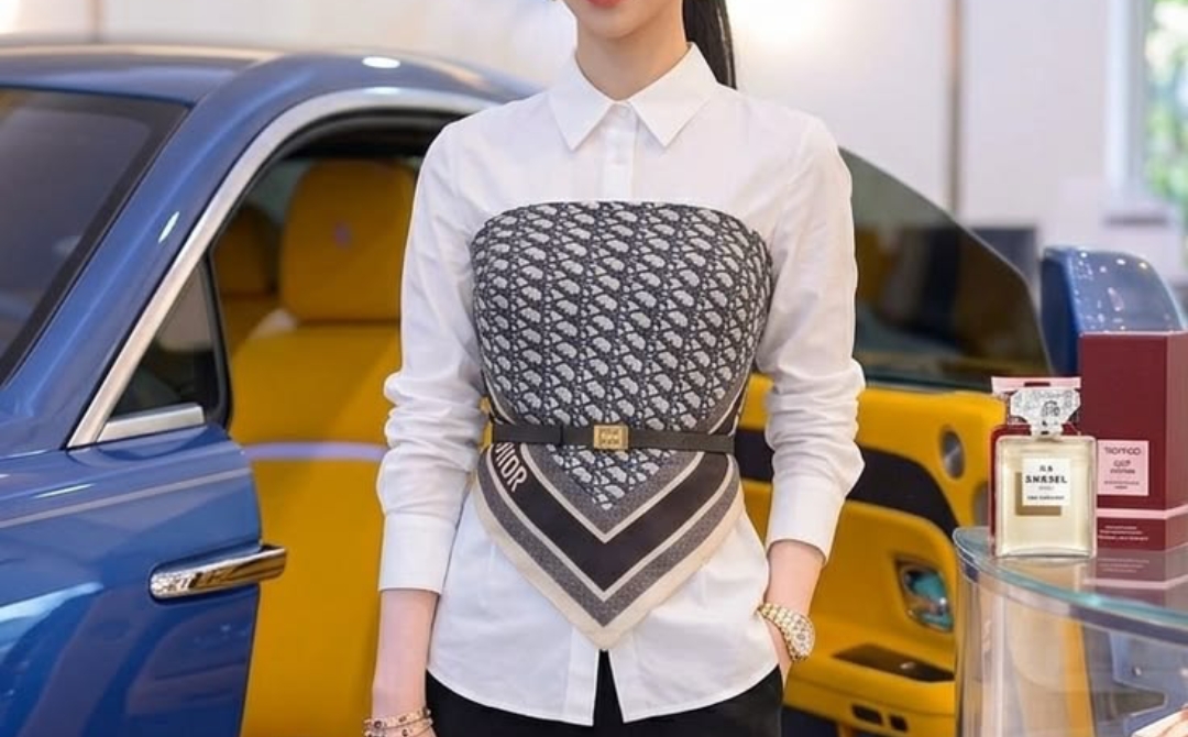 Styling Scarf yang Chic untuk Berbagai Gaya Ala Gen Z