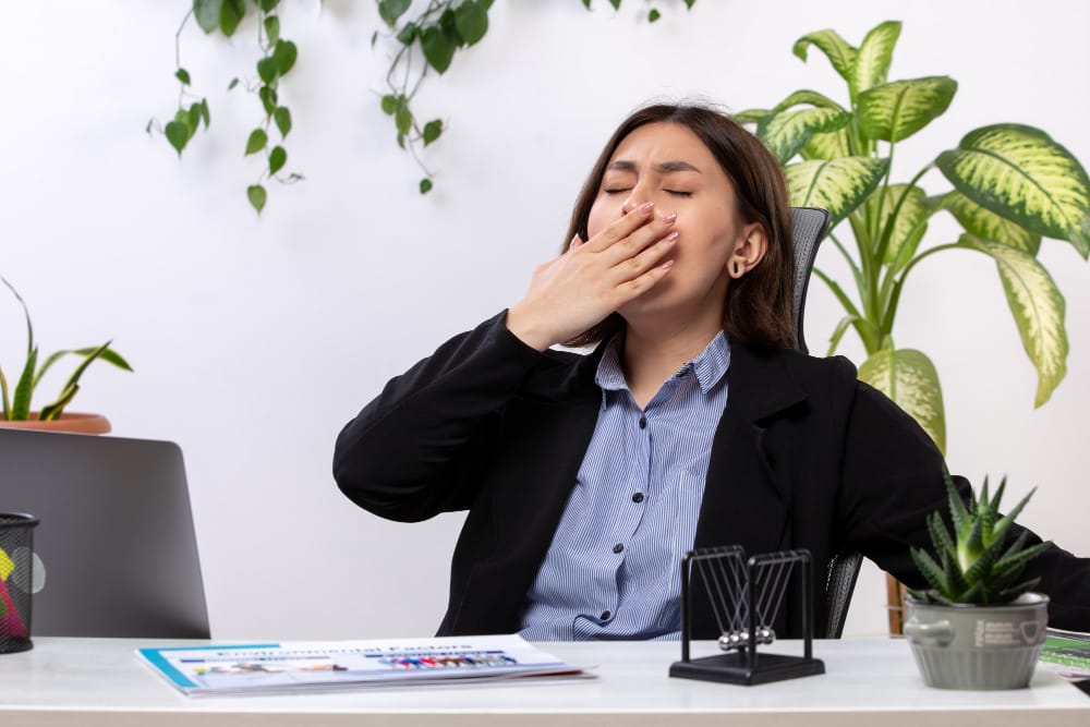 Atasi Rasa Kantuk saat di Kantor Selama Bulan Puasa, Begini Caranya