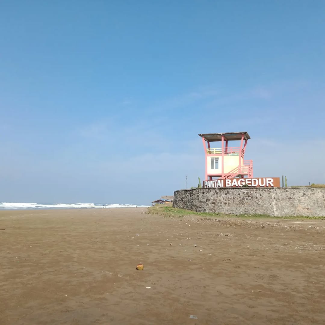 Pantai Bagedur, Pesona Keindahan Laut Lepas di Lebak Banten