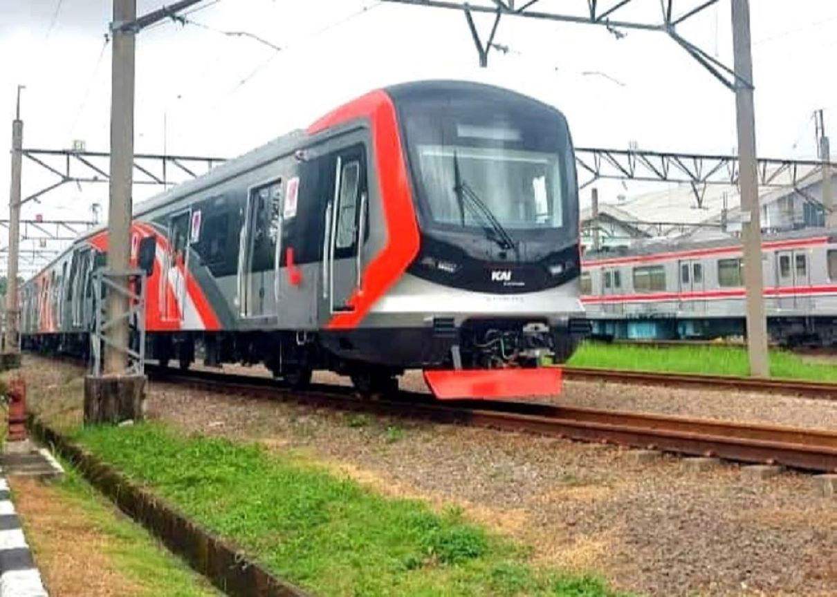 KRL dari China Tiba di Tanah Air, Belum Beroperasi karena Masih Uji Coba