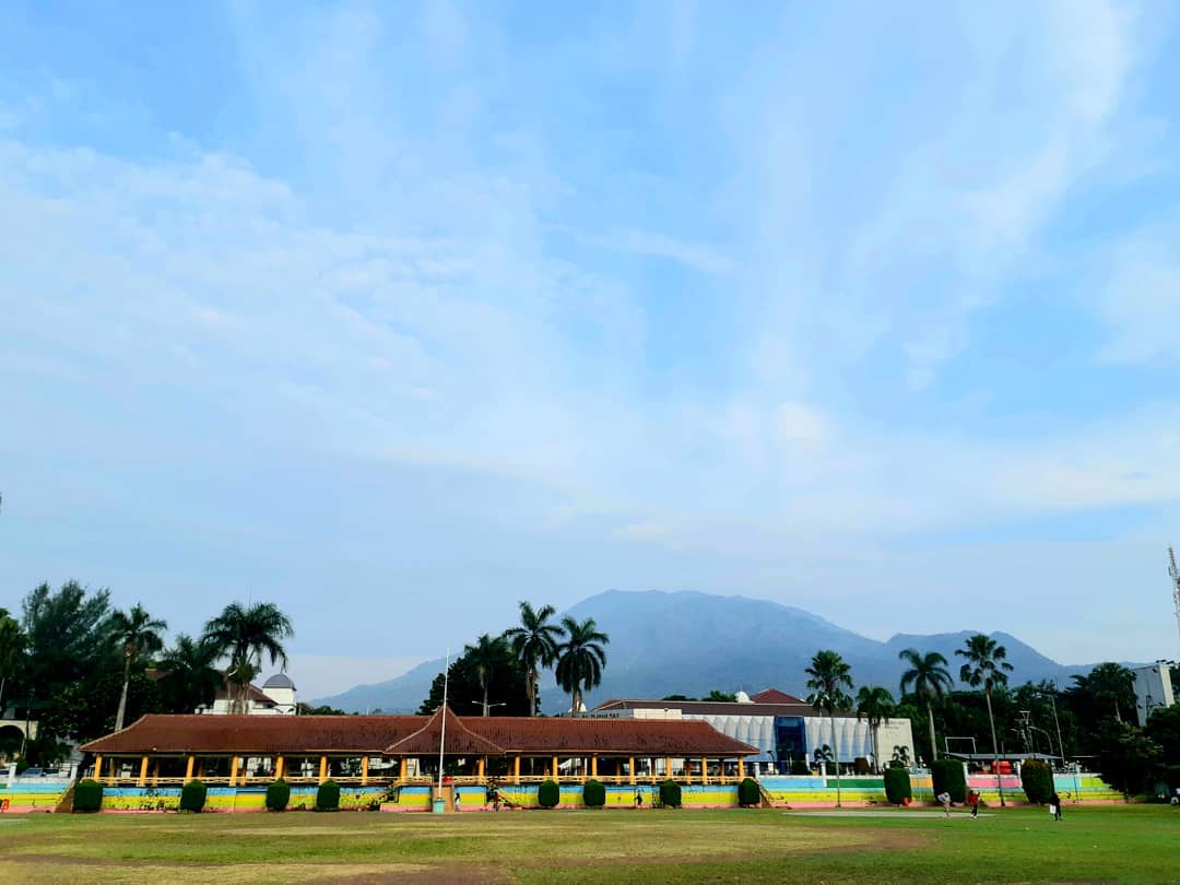 Alun-alun, Tempat Wisata Pandeglang yang Selalu Ramai Setiap Minggu Pagi