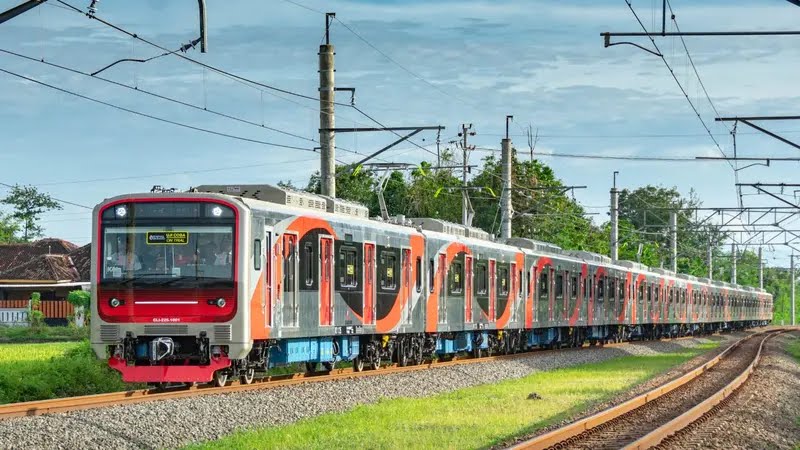 Uji Coba KRL Baru INKA Sudah Mulai di Jabodetabek oleh KAI Commuter