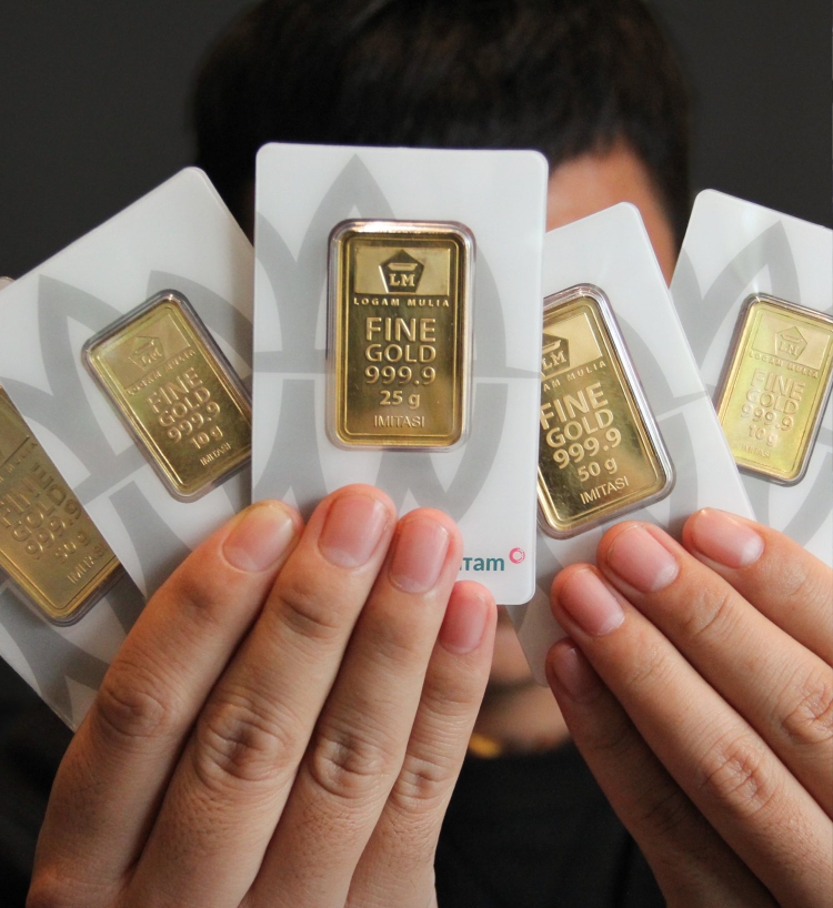 Harga Emas Hari Ini 17 April 2025 Tembus 2 Juta