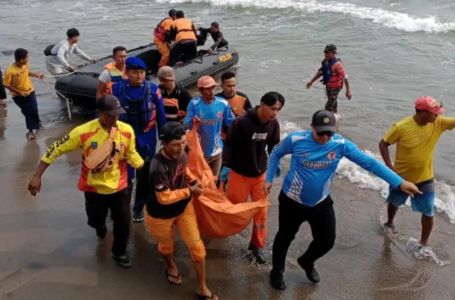 Tenggelam di Pantai Anyar, Remaja Asal Binuang Ditemukan Meninggal