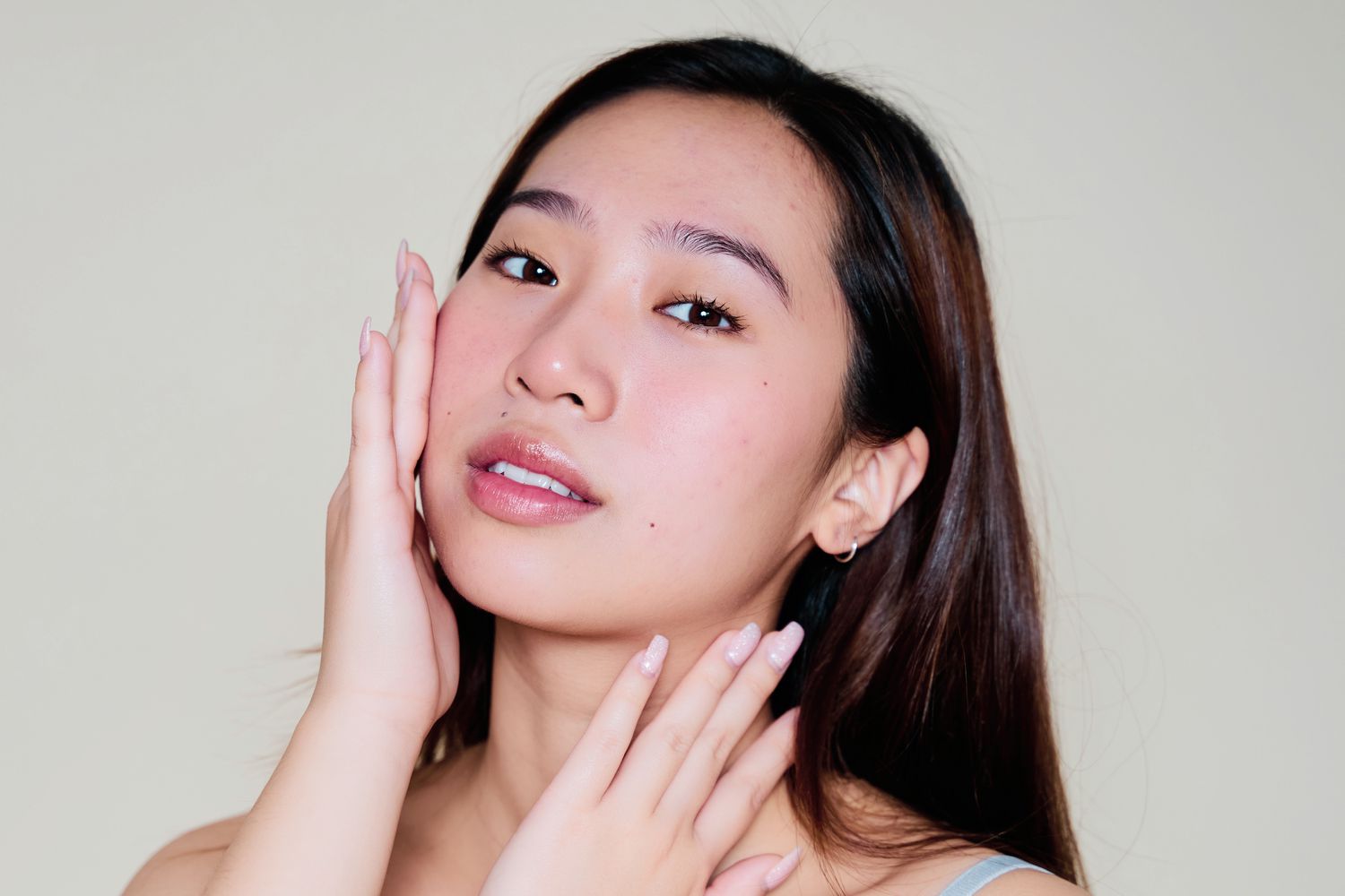 Tren Blurred Makeup Viral di 2026, Riasan Natural dengan Efek Halus Bak Filter