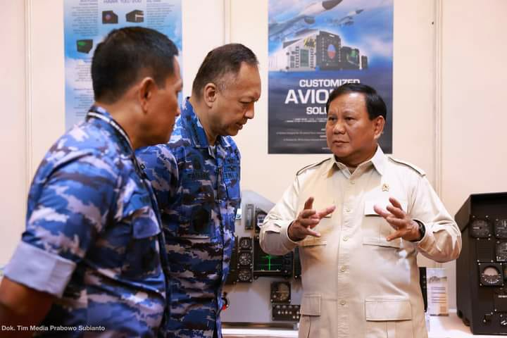 Menhan Prabowo Tekankan Kemampuan Siber bagi TNI AU