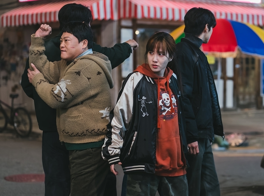 Review The WONDERfools: Drama Superhero Absurd Park Eun-bin dan Cha Eun-woo yang Penuh Kekacauan Lucu