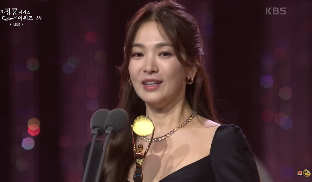 Song Hye Kyo Menang Daesang Blue Dragon Series Awards 2023, Ini Deretan Pemenangnya