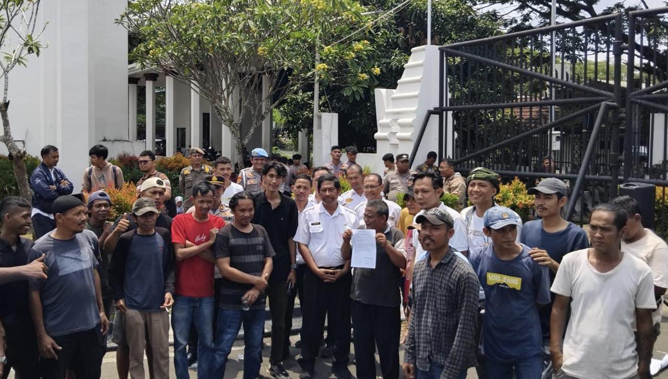 Sopir Angkot di Banten Protes Trans Banten, Pendapatan Turun Sejak Program Ini Dijalankan