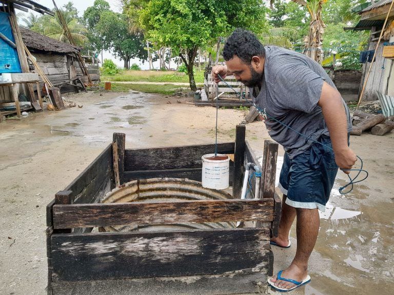 Akibat Tambang Ilegal Warga Pulau Gebe Krisis Air Bersih