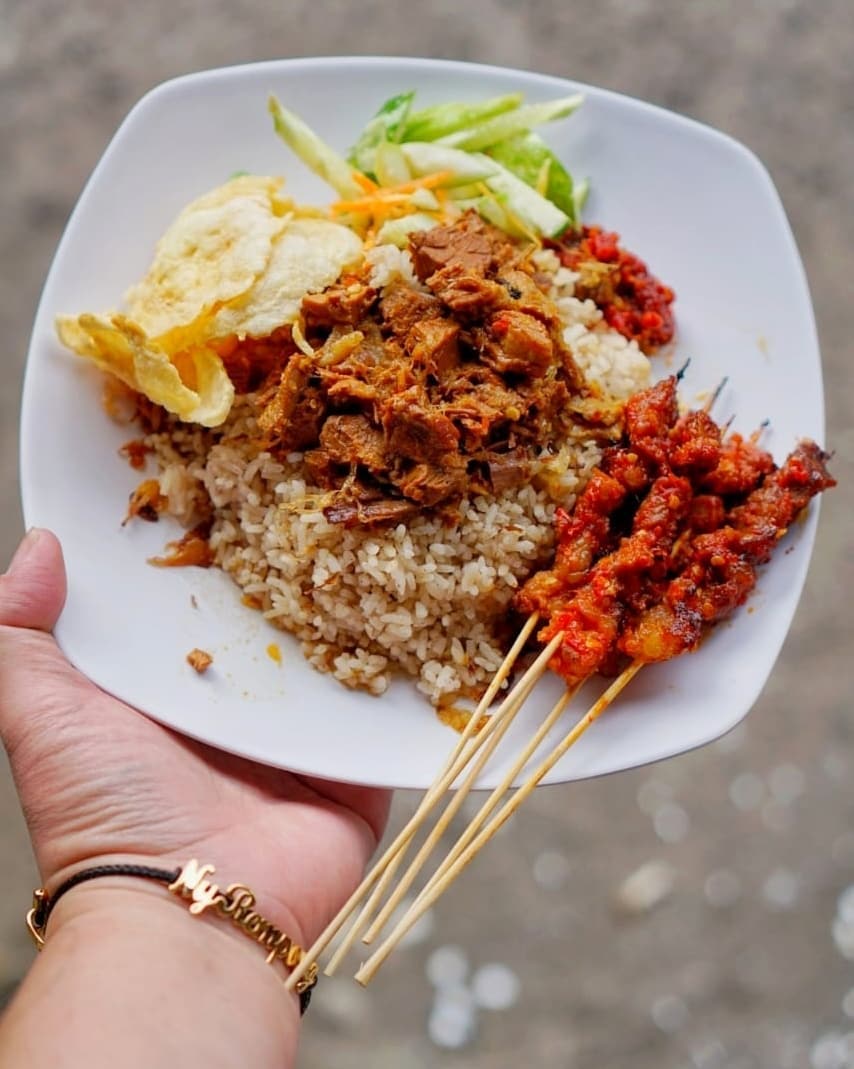 Mengenal Nasi Gonjleng, Nasi Kebulinya Wong Banten